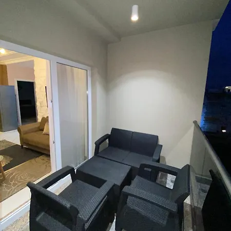 Apartament Royal Golem (Tirana)