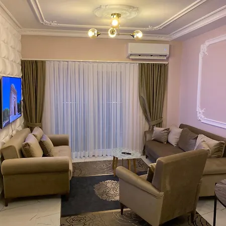 Apartment Royal Golem