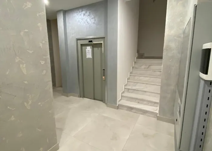 Royal Apartment